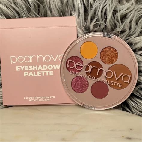 Pear Nova Eyeshadow Palette Packaging